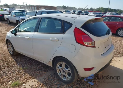 2014 Ford Fiesta Se z USA, uszkodzony, nr VIN 3FADP4EJXEM205132
